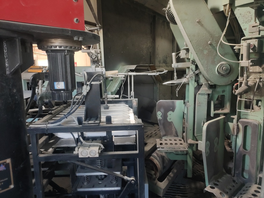 自动装车机器人研发成功